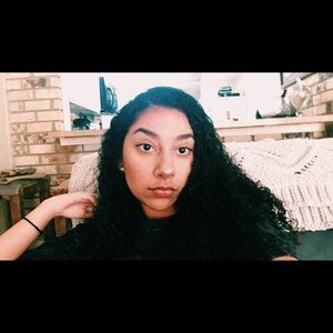 Meet your Posher, Vanessa